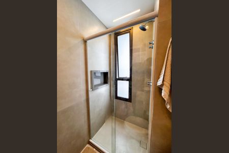 Apartamento à venda com 87m², 2 quartos e 2 vagasBanheiro da Suíte