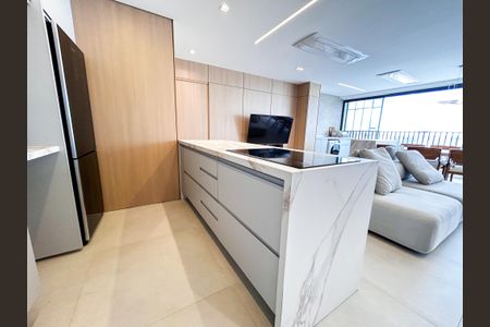 Apartamento à venda com 87m², 2 quartos e 2 vagasCozinha