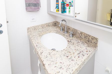 Apartamento à venda com 61m², 2 quartos e 1 vagaBanheiro da Suíte