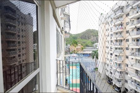 Varanda de apartamento para alugar com 2 quartos, 55m² em Mangueira, Rio de Janeiro