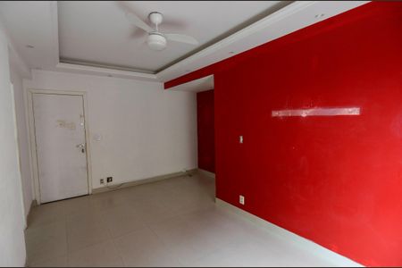 Sala de apartamento para alugar com 2 quartos, 55m² em Mangueira, Rio de Janeiro