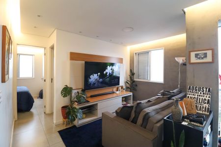 Apartamento à venda com 2 quartos, 58m² em Parque Edu Chaves, São Paulo