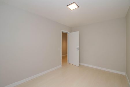 Quarto 2 de apartamento à venda com 2 quartos, 56m² em Bom Fim, Porto Alegre