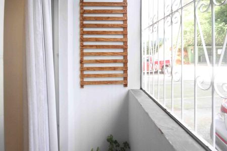 Apartamento à venda com 66m², 3 quartos e 1 vaga Apartamento à venda com 66m², 3 quartos e 1 vagaVaranda