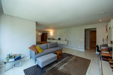 SALA de apartamento à venda com 4 quartos, 158m² em Belvedere, Belo Horizonte