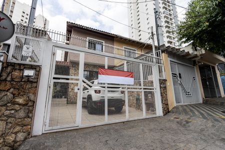 Casa à venda com 119m², 2 quartos e 2 vagas