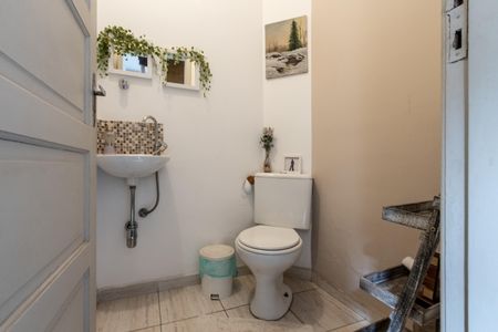 Casa à venda com 119m², 2 quartos e 2 vagas