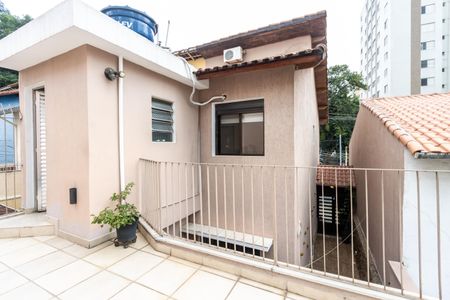 Casa à venda com 119m², 2 quartos e 2 vagas