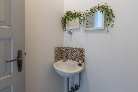 Casa à venda com 119m², 2 quartos e 2 vagas