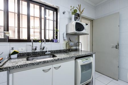 Casa à venda com 119m², 2 quartos e 2 vagas
