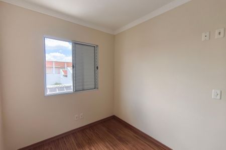 Apartamento à venda com 184m², 3 quartos e 2 vagas Apartamento à venda com 184m², 3 quartos e 2 vagasQuarto 2