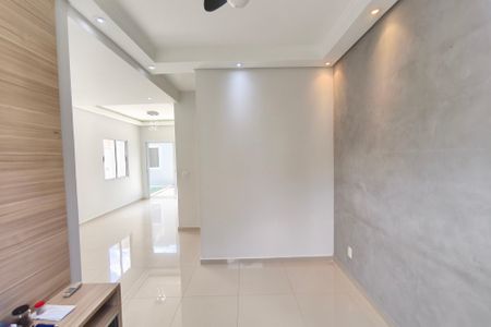 Sala de Estar de apartamento à venda com 3 quartos, 184m² em Parque Jambeiro, Campinas