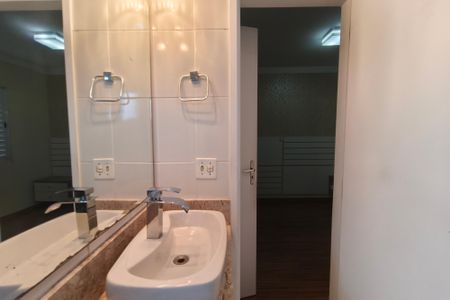 Apartamento à venda com 184m², 3 quartos e 2 vagas Apartamento à venda com 184m², 3 quartos e 2 vagasBanheiro Suíte