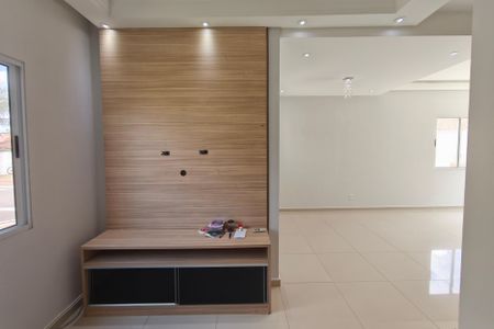 Apartamento à venda com 184m², 3 quartos e 2 vagas Apartamento à venda com 184m², 3 quartos e 2 vagasSala de Estar