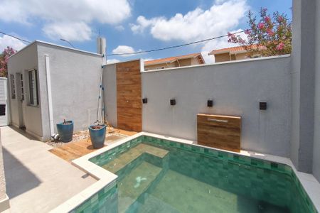 Apartamento à venda com 184m², 3 quartos e 2 vagas Apartamento à venda com 184m², 3 quartos e 2 vagasQuintal - Piscina