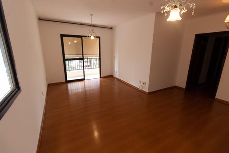 Sala de apartamento para alugar com 3 quartos, 117m² em Centro, Campinas