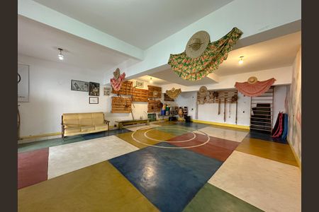 Casa à venda com 263m², 2 quartos e 8 vagasEspaço Gourmet