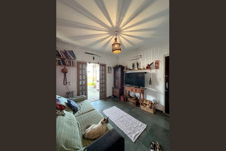 Sala de casa à venda com 2 quartos, 263m² em Vila Anglo Brasileira, São Paulo