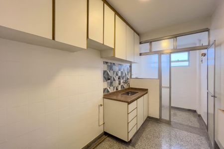 Apartamento à venda com 57m², 1 quarto e 1 vaga Apartamento à venda com 57m², 1 quarto e 1 vagaCozinha e área de serviço