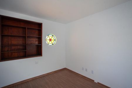 Casa para alugar com 432m², 3 quartos e 5 vagas Casa para alugar com 432m², 3 quartos e 5 vagasSala 2