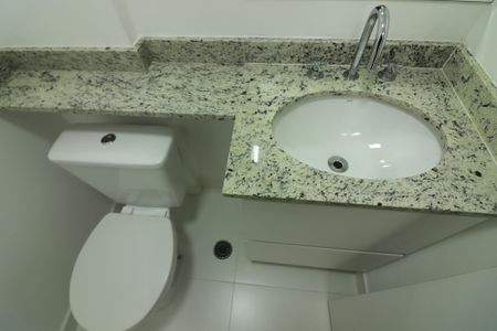 Apartamento para alugar com 55m², 2 quartos e 1 vagaLavabo