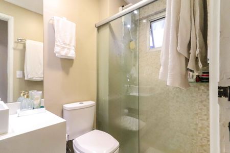 Apartamento à venda com 60m², 2 quartos e 1 vaga Apartamento à venda com 60m², 2 quartos e 1 vagaBanheiro