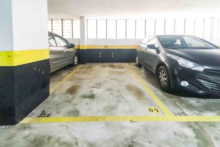 Apartamento à venda com 60m², 2 quartos e 1 vaga Apartamento à venda com 60m², 2 quartos e 1 vagaGaragem