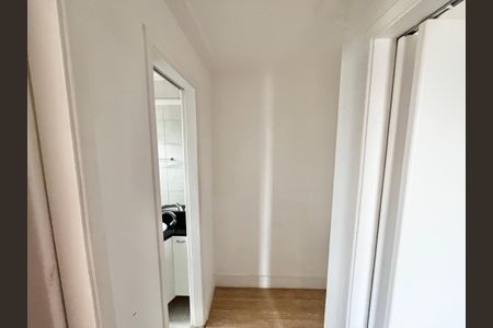 Apartamento à venda com 62m², 2 quartos e 2 vagasCorredor