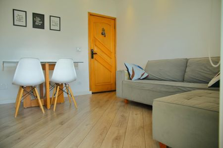 Sala de apartamento para alugar com 2 quartos, 59m² em Planalto, São Bernardo do Campo