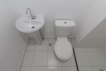 Apartamento para alugar com 32m², 2 quartos e sem vaga Apartamento para alugar com 32m², 2 quartos e sem vagaBanheiro