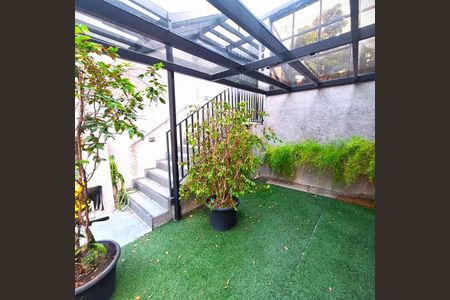 Casa à venda com 2 quartos, 188m² em Campo Belo, São Paulo