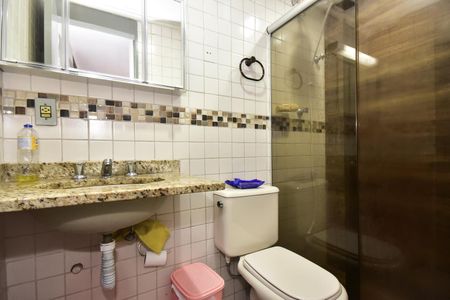 Apartamento à venda com 69m², 2 quartos e 1 vagaBanheiro da Suíte