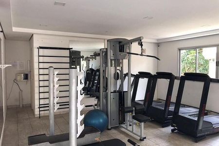 Apartamento à venda com 3 quartos, 60m² em Vila Carmosina, São Paulo