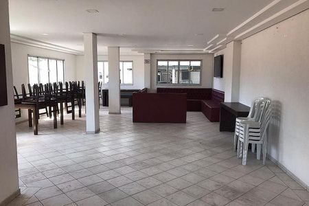 Apartamento à venda com 3 quartos, 60m² em Vila Carmosina, São Paulo
