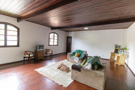 Sala 2 de casa à venda com 4 quartos, 290m² em Itaipu, Niterói