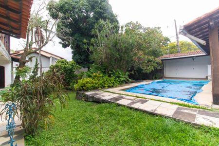 Casa à venda com 290m², 4 quartos e 2 vagasÁrea externa