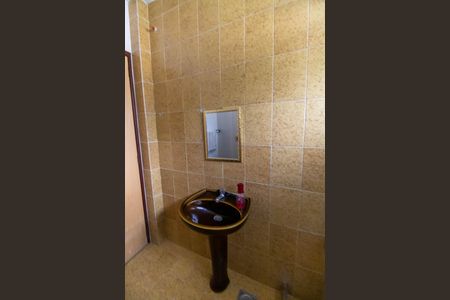 Casa à venda com 290m², 4 quartos e 2 vagasBanheiro Social