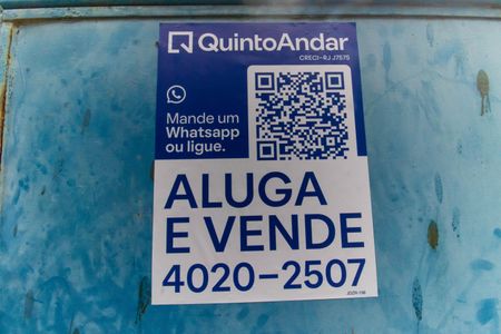 Casa à venda com 290m², 4 quartos e 2 vagasPlaquinha 