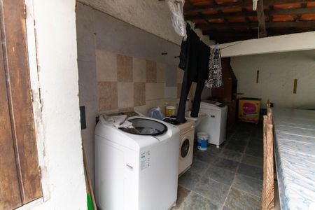 Casa à venda com 290m², 4 quartos e 2 vagasÁrea de Serviço