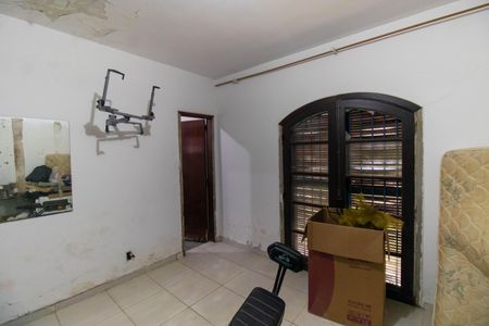 Casa à venda com 290m², 4 quartos e 2 vagasSuíte 2