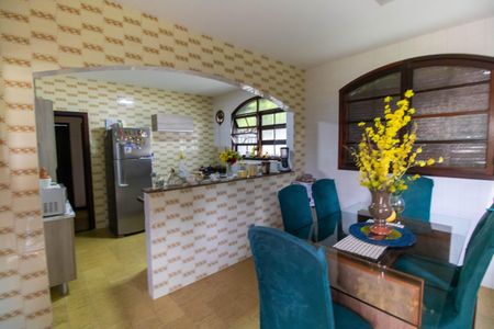 Casa à venda com 290m², 4 quartos e 2 vagasCozinha