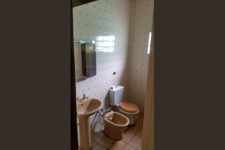 Banheiro 2 de casa para alugar com 3 quartos, 120m² em Parque Martim Cecere, São José dos Campos