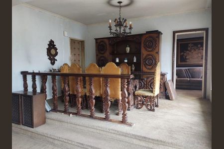 Casa à venda com 3 quartos, 250m² em Parque Jabaquara, São Paulo