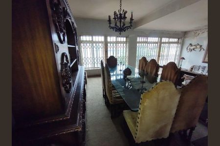 Casa à venda com 3 quartos, 250m² em Parque Jabaquara, São Paulo