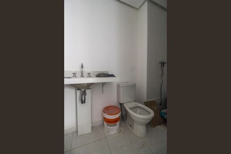 Apartamento à venda com 82m², 2 quartos e 2 vagasBanheiro da Suíte