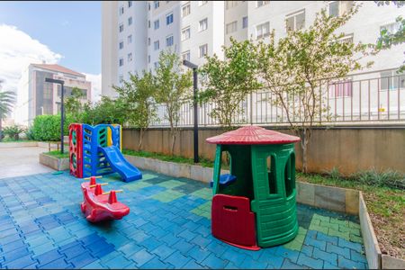 Apartamento para alugar com 72m², 2 quartos e 2 vagasÁrea comum - Playground