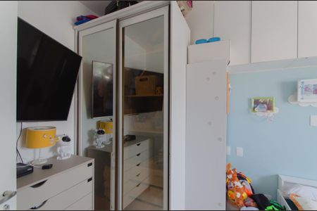 Apartamento para alugar com 72m², 2 quartos e 2 vagasQuarto