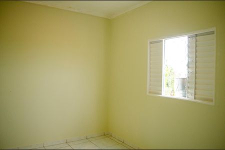 Quarto 2 de apartamento para alugar com 2 quartos, 65m² em Setor Morada do Sol, Goiânia