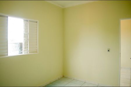 Quarto 2 de apartamento para alugar com 2 quartos, 65m² em Setor Morada do Sol, Goiânia