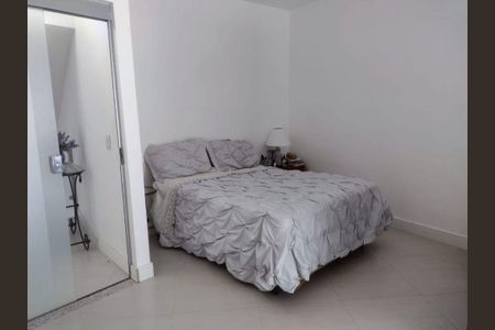 Casa à venda com 3 quartos, 231m² em Cafubá, Niterói